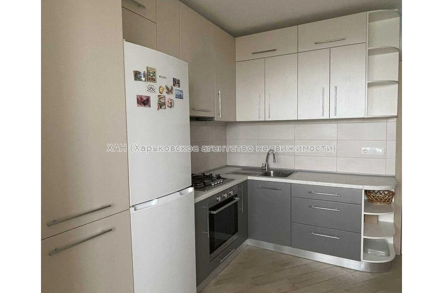 Продам квартиру, Любови Малой  просп. , 1  ком., 50 м², евроремонт 