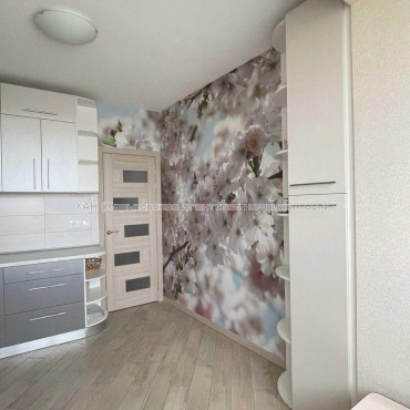 Продам квартиру, Любови Малой  просп. , 1  ком., 50 м², евроремонт 