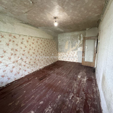 Продам квартиру, Зерновая ул. , 1  ком., 31.40 м², без ремонта 