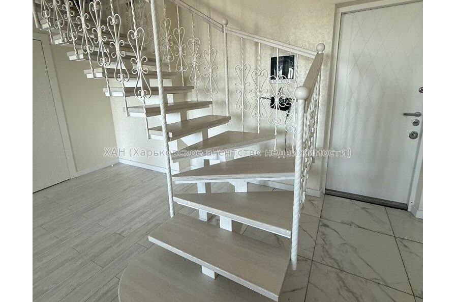 Продам квартиру, Петра Григоренко пр-т , 3  ком., 140 м², авторский дизайн 