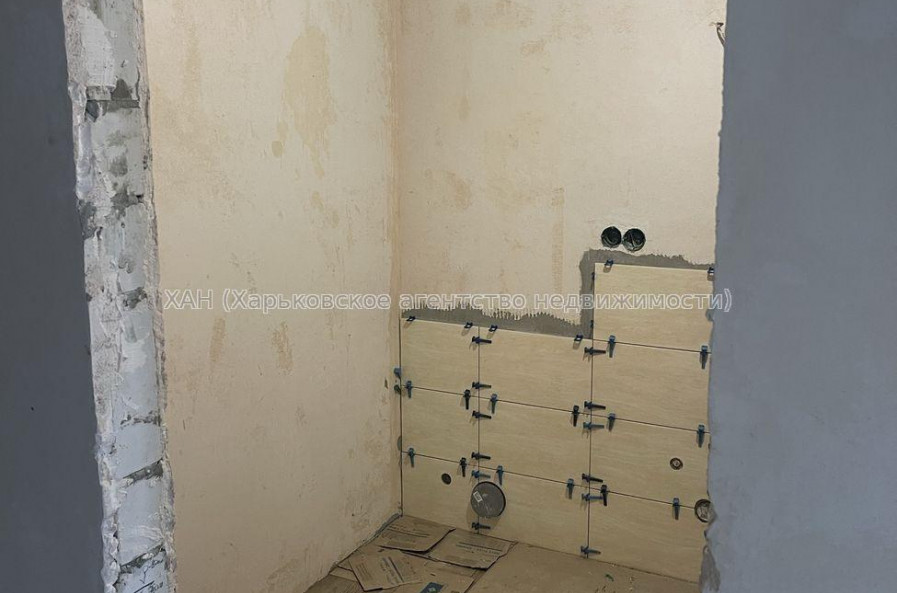 Продам квартиру, Мира ул. , 1  ком., 42 м², без отделочных работ 