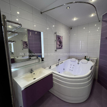 Продам квартиру, Юбилейный просп. , 3  ком., 95 м², авторский дизайн 