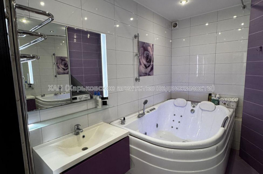 Продам квартиру, Юбилейный просп. , 3  ком., 95 м², авторский дизайн 