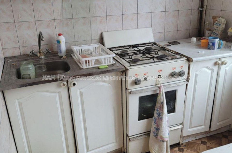 Здам квартиру, 3 кім., 64 м², без ремонта 