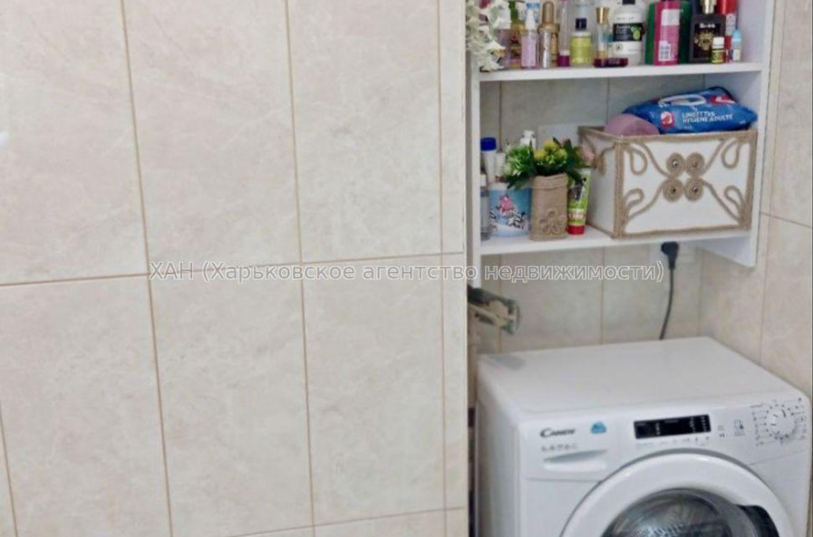 Продам квартиру, Ньютона ул. , 1 кім., 35.30 м², авторский дизайн 