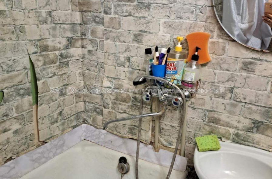 Продам квартиру, Каркача Ивана бульв. , 1  ком., 16 м², косметический ремонт 
