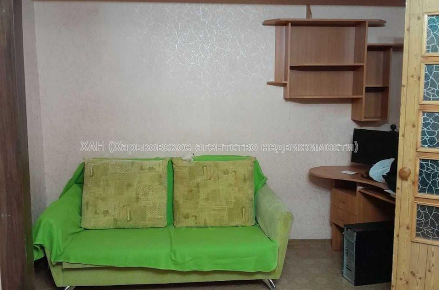 Продам квартиру, Гвардейцев Широнинцев ул. , 1  ком., 41 м², косметический ремонт 
