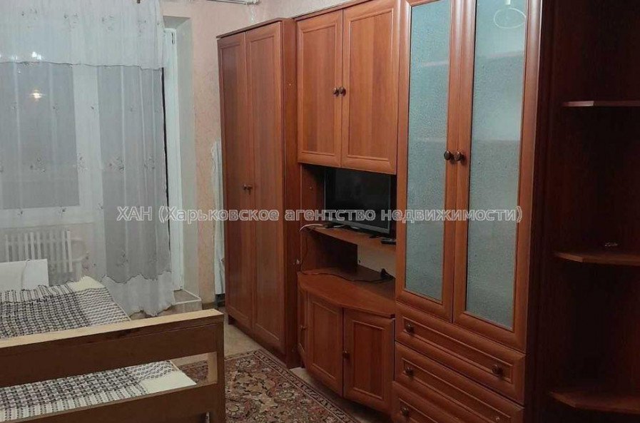 Продам квартиру, Гвардейцев Широнинцев ул. , 1  ком., 41 м², косметический ремонт 