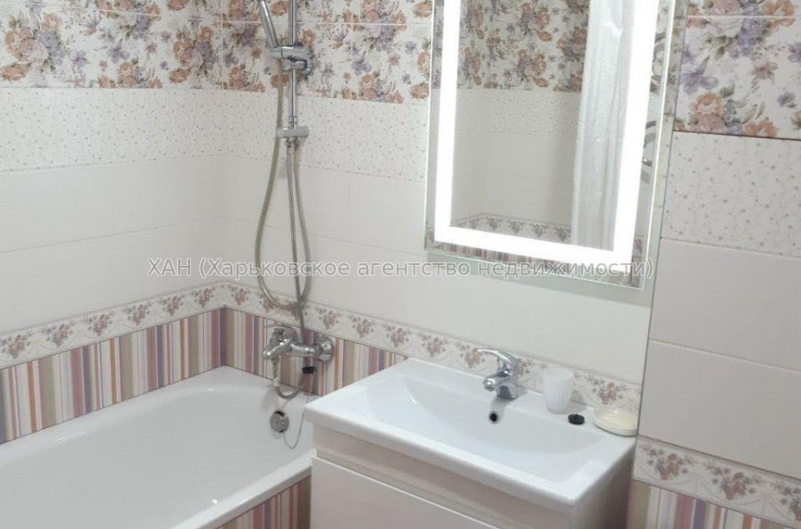 Продам квартиру, Академика Павлова ул. , 1 кім., 33 м², авторский дизайн 