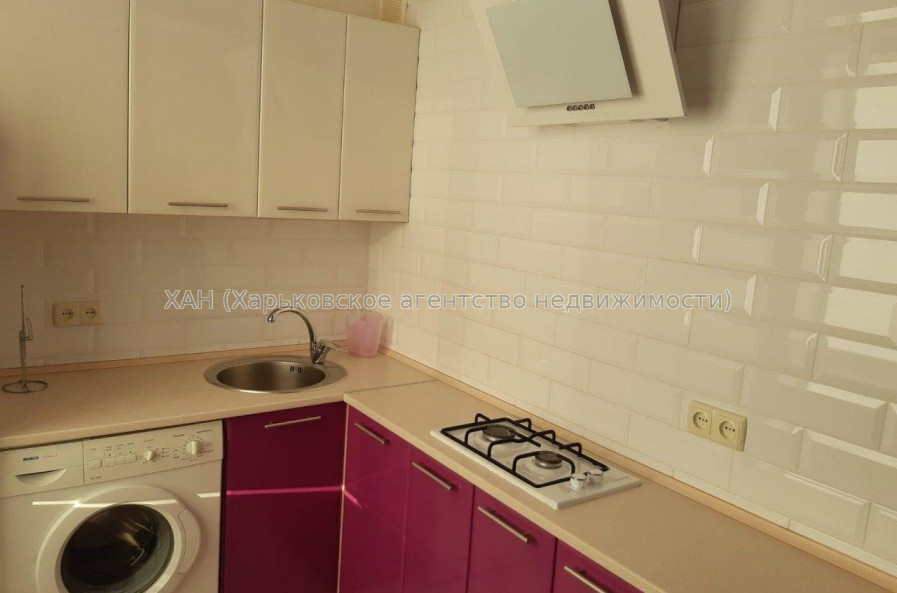 Продам квартиру, Академика Павлова ул. , 1 кім., 33 м², авторский дизайн 