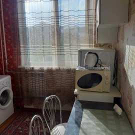 Продам квартиру, Амосова ул. , 1  ком., 36 м², косметический ремонт