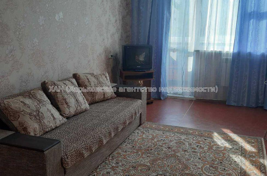 Продам квартиру, Амосова ул. , 1  ком., 36 м², косметический ремонт 
