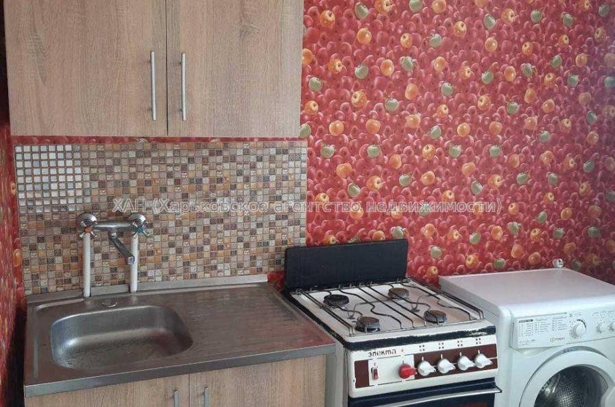 Продам квартиру, Амосова ул. , 1  ком., 36 м², косметический ремонт 