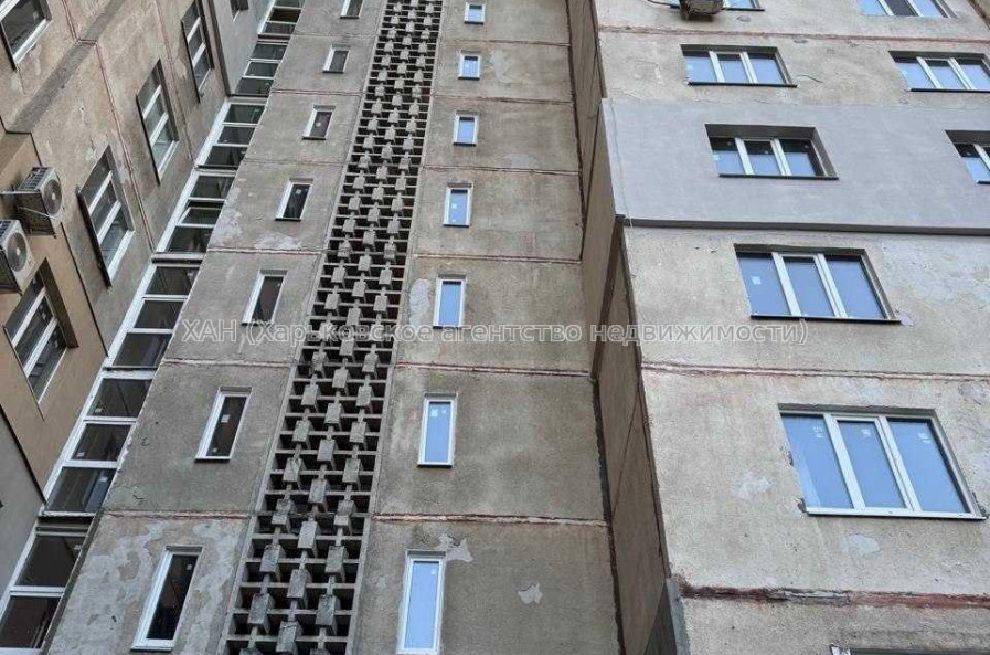 Продам квартиру, Натальи Ужвий ул. , 1  ком., 39.30 м², капитальный ремонт 