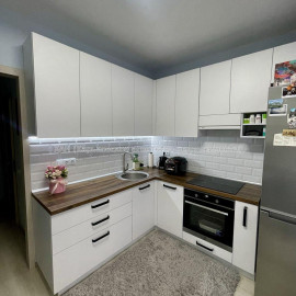 Продам квартиру, Шевченковский пер. , 1 кім., 34.60 м², евроремонт