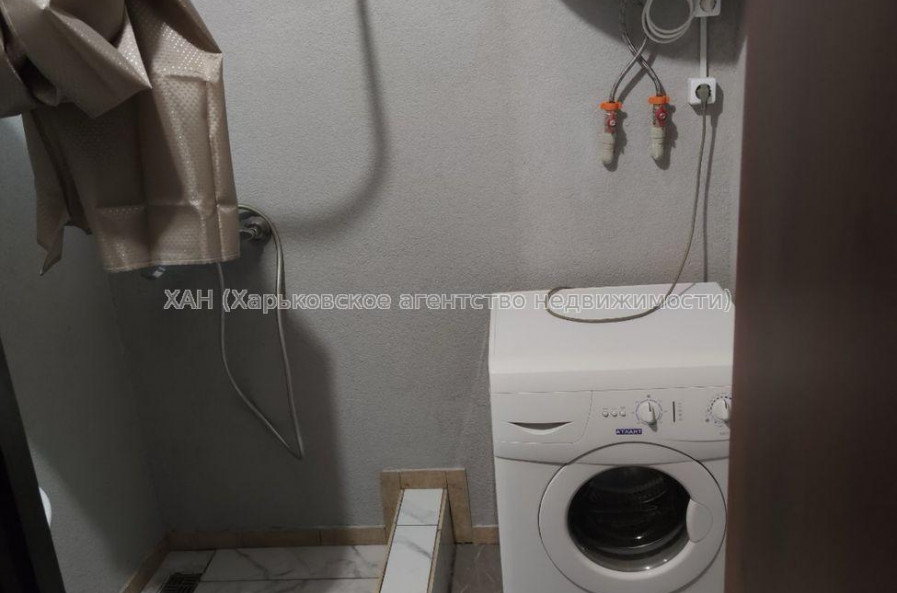 Продам квартиру, Азербайджанская ул. , 2  ком., 45 м², капитальный ремонт 