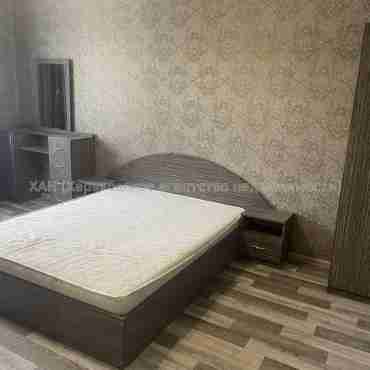 Продам квартиру, Азербайджанская ул. , 2  ком., 45 м², капитальный ремонт 