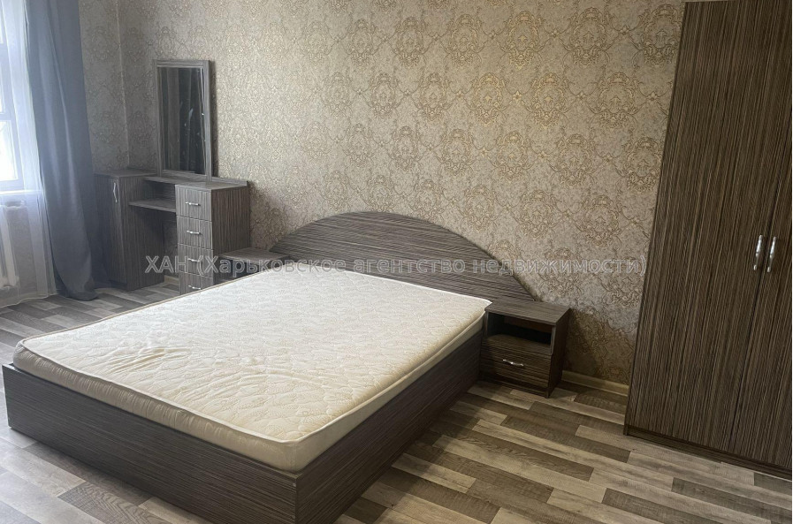 Продам квартиру, Азербайджанская ул. , 2  ком., 45 м², капитальный ремонт 