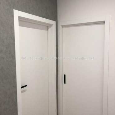 Продам квартиру, Александровский просп. , 3  ком., 67.90 м², авторский дизайн 