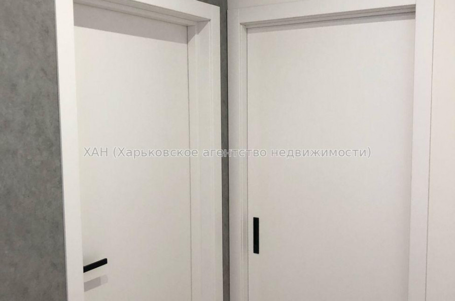 Продам квартиру, Александровский просп. , 3  ком., 67.90 м², авторский дизайн 