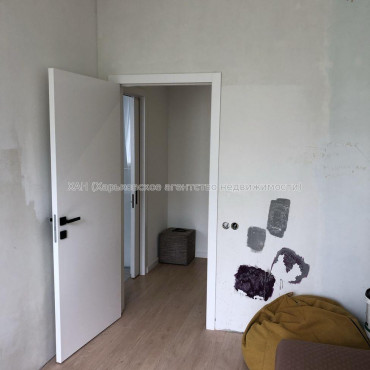 Продам квартиру, Александровский просп. , 3  ком., 67.90 м², авторский дизайн 