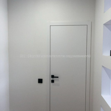 Продам квартиру, Александровский просп. , 3  ком., 67.90 м², авторский дизайн 