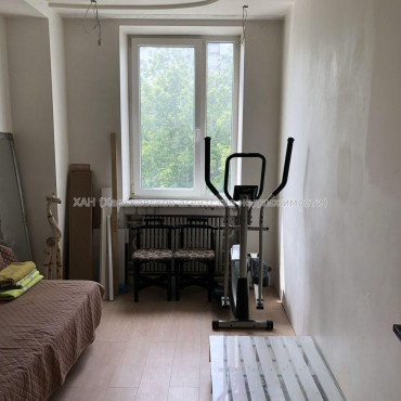 Продам квартиру, Александровский просп. , 3  ком., 67.90 м², авторский дизайн 