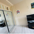 Продам квартиру, Косарева ул. , 2 кім., 38 м², евроремонт 