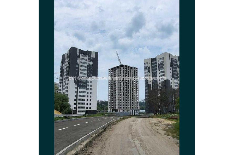 Продам квартиру, Непокоренных ул. , 1  ком., 48 м², без внутренних работ 