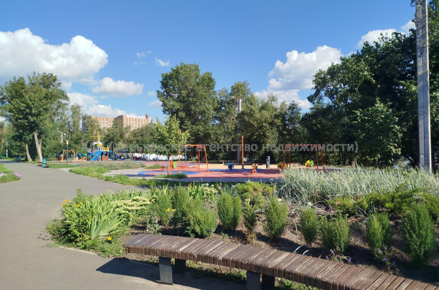 Продам квартиру, Силикатная ул. , 1  ком., 25 м², косметический ремонт 