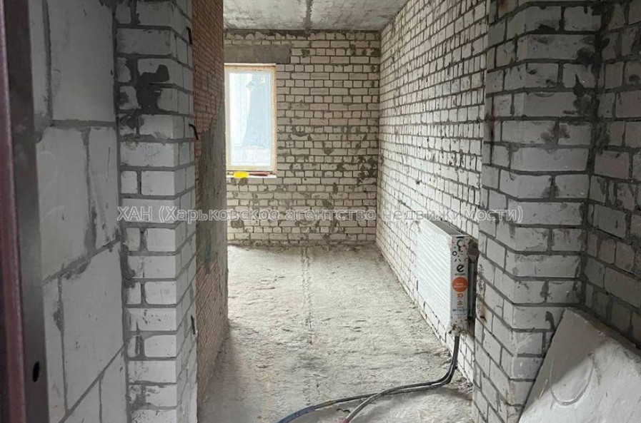 Продам квартиру, Полтавский Шлях ул. , 3  ком., 76 м², без внутренних работ 