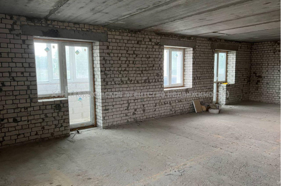 Продам квартиру, Полтавский Шлях ул. , 3  ком., 76 м², без внутренних работ 