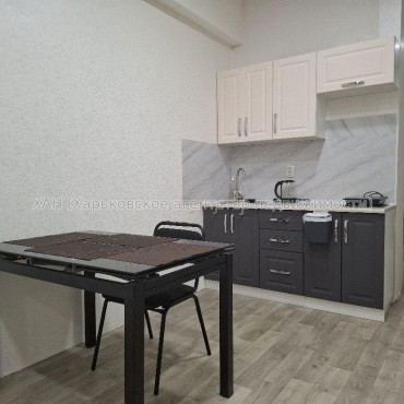 Продам квартиру, Салтовское шоссе , 1 кім., 35 м², евроремонт 