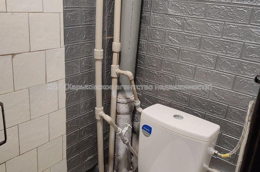 Продам квартиру, Гвардейцев Широнинцев ул. , 1  ком., 22 м², капитальный ремонт 