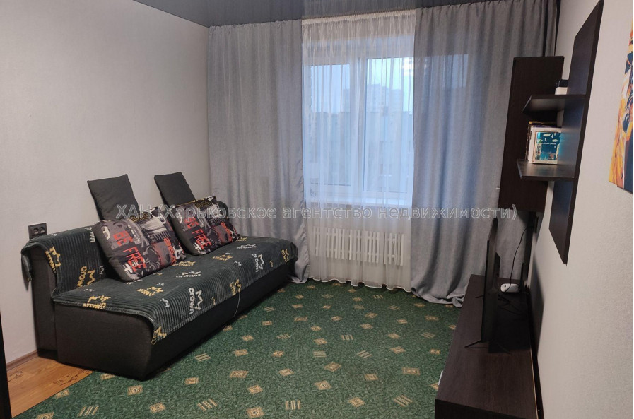 Продам квартиру, Гвардейцев Широнинцев ул. , 1  ком., 22 м², капитальный ремонт 
