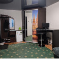 Продам квартиру, Гвардейцев Широнинцев ул. , 1  ком., 22 м², капитальный ремонт 