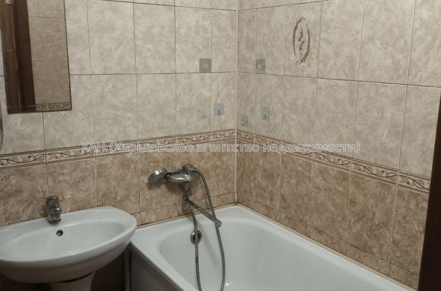 Продам квартиру, Шариковая ул. , 2  ком., 45.40 м², косметический ремонт 
