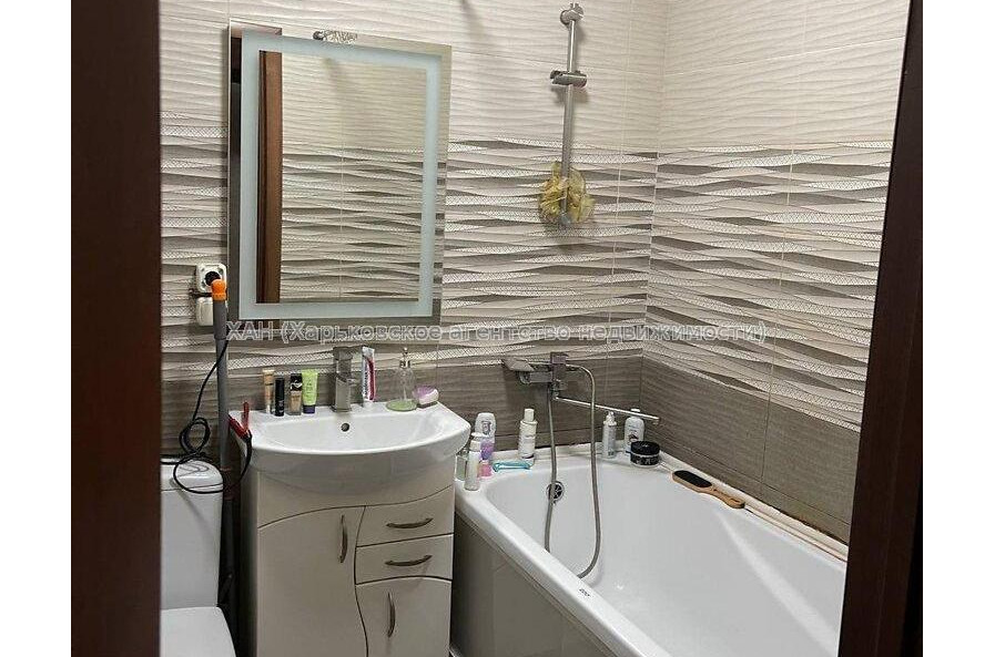 Продам квартиру, Мира ул. , 1  ком., 35 м², капитальный ремонт 