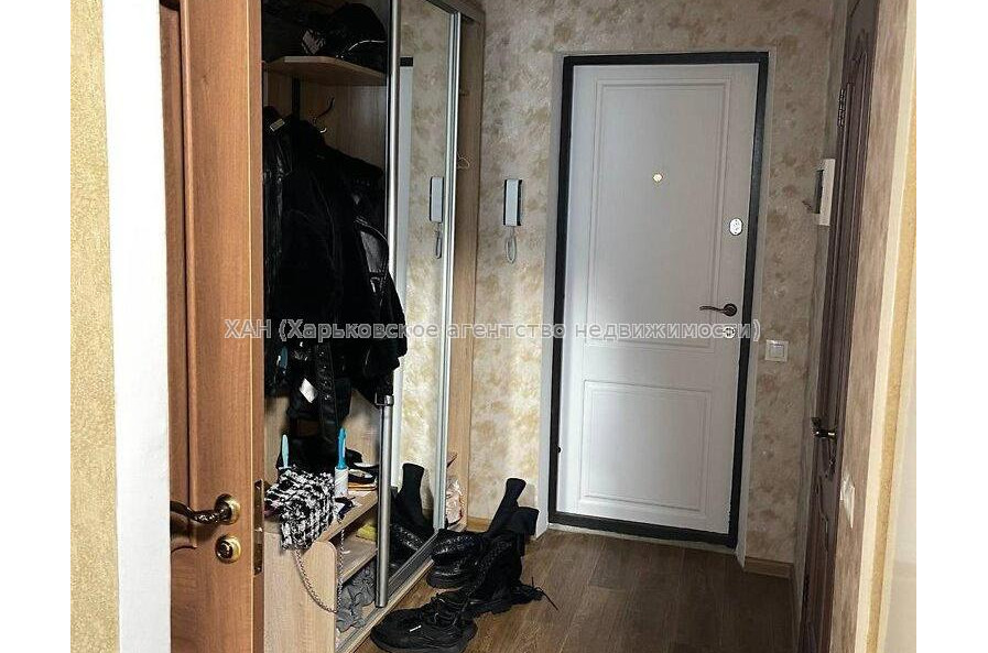 Продам квартиру, Мира ул. , 1  ком., 35 м², капитальный ремонт 