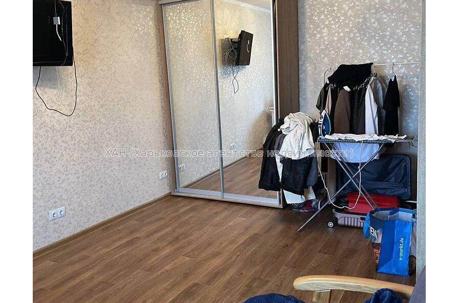 Продам квартиру, Мира ул. , 1  ком., 35 м², капитальный ремонт 