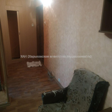 Продам квартиру, Гвардейцев Широнинцев ул. , 1 кім., 32.50 м², советский ремонт 
