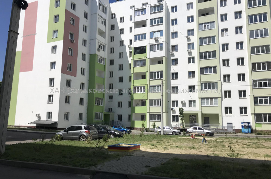 Продам квартиру, 51 , 3  ком., 76.30 м², авторский дизайн 