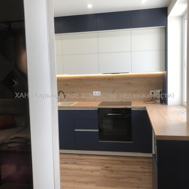 Продам квартиру, Мира ул. , 51 , 3  ком., 76.30 м², авторский дизайн 