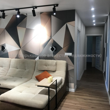 Продам квартиру, Мира ул. , 51 , 3  ком., 76.30 м², авторский дизайн 