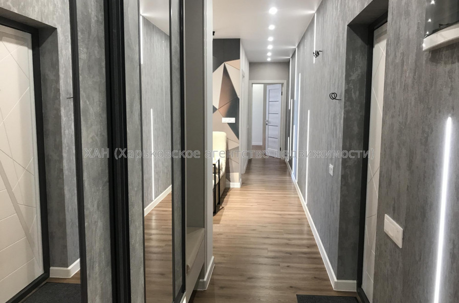 Продам квартиру, 51 , 3  ком., 76.30 м², авторский дизайн 