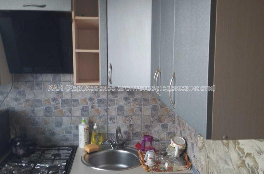 Продам квартиру, Тракторостроителей просп. , 3 кім., 65 м², косметический ремонт 