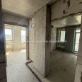 Продам квартиру, Гвардейцев Широнинцев ул. , 2  ком., 63 м², без внутренних работ 