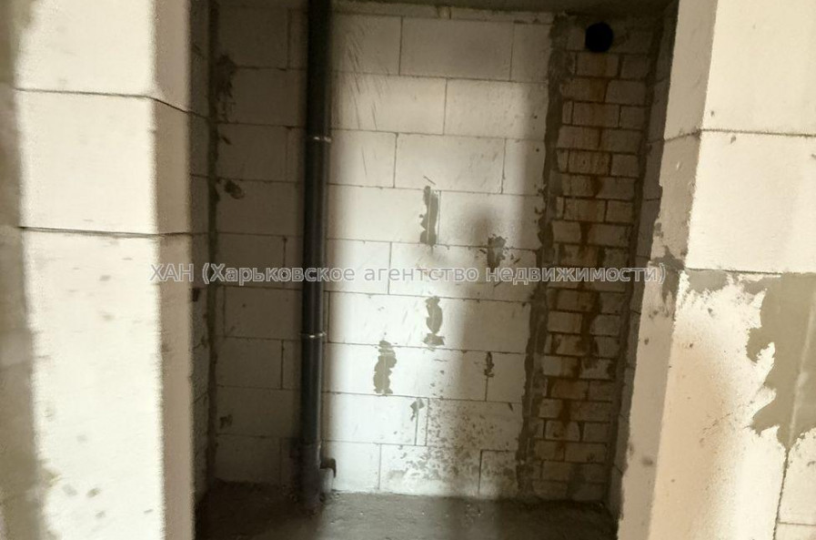 Продам квартиру, Гвардейцев Широнинцев ул. , 2  ком., 63 м², без внутренних работ 