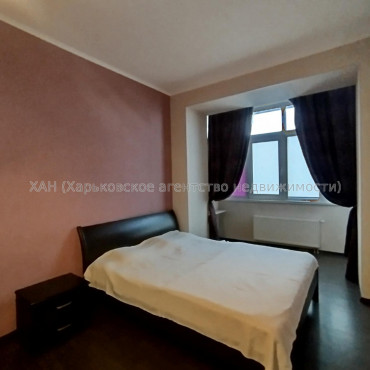 Сдам квартиру, Непокоренных ул. , 38Б , 4  ком., 166.70 м², капитальный ремонт 