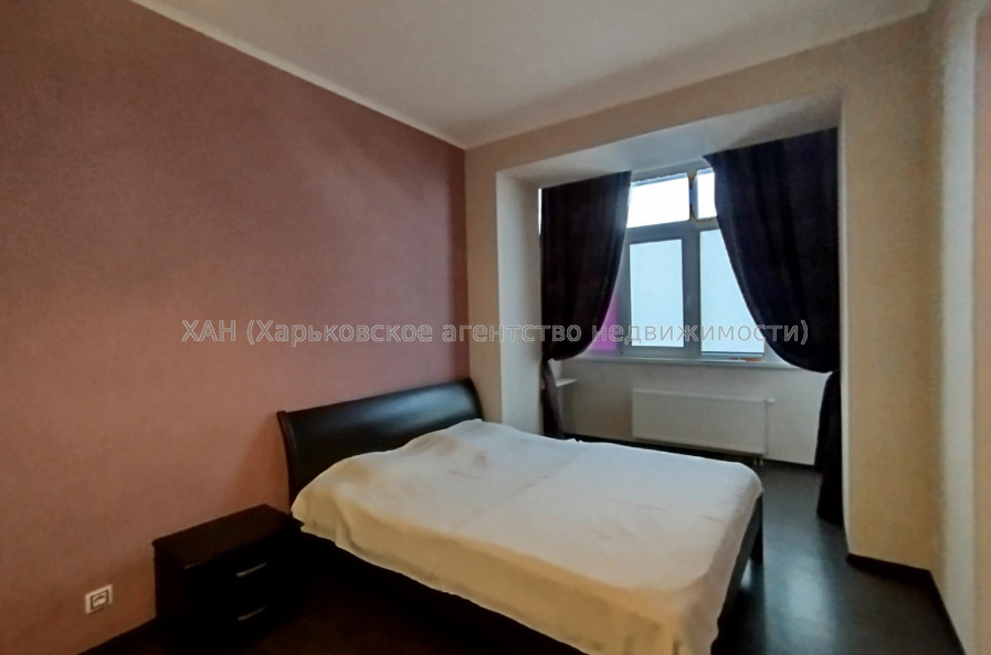 Здам квартиру, Непокоренных ул. , 38Б , 4 кім., 166.70 м², капитальный ремонт 
